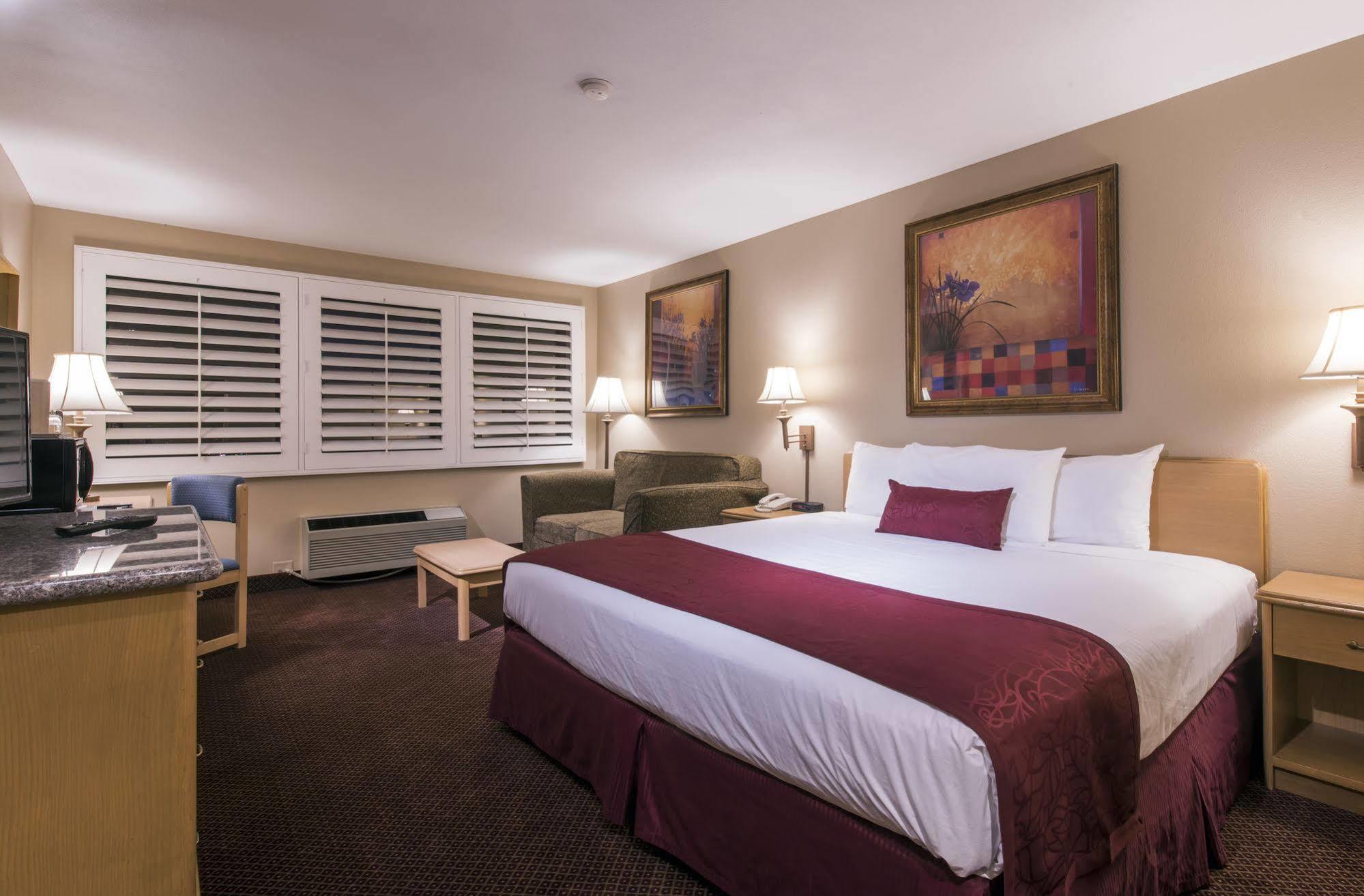 Grand Vista Hotel Simi Valley Exteriér fotografie